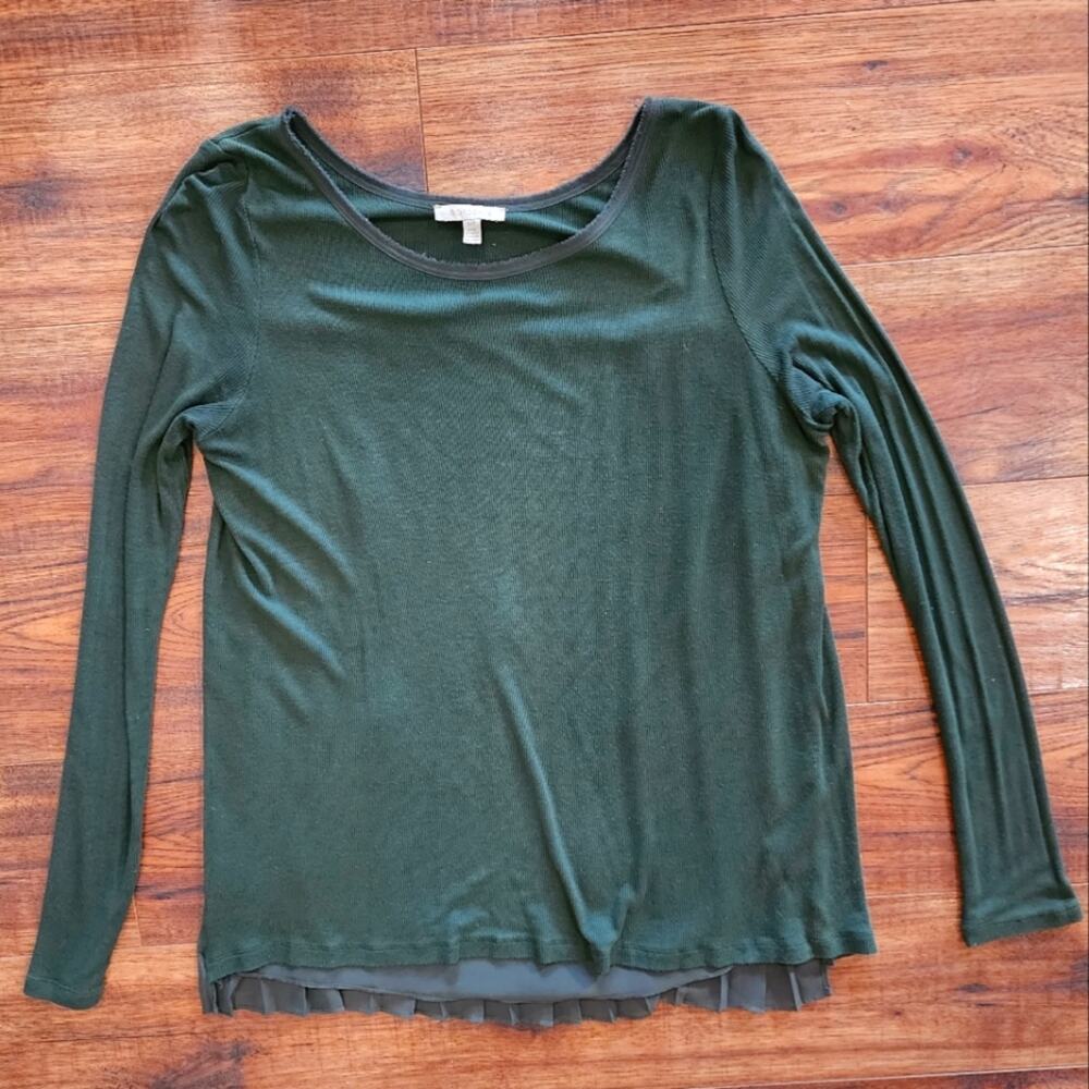 Bordeaux Women's Green Long Sleeve Pleated Back Round Neck Casual Top Small S